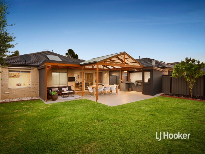 54 Kellerman Drive, Point Cook VIC 3030