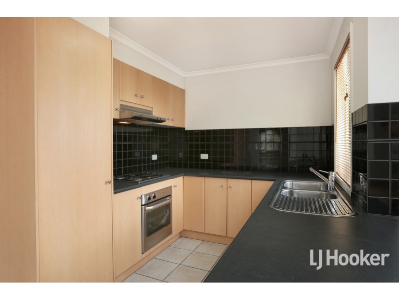 13 Dalkeith Drive, Point Cook VIC 3030