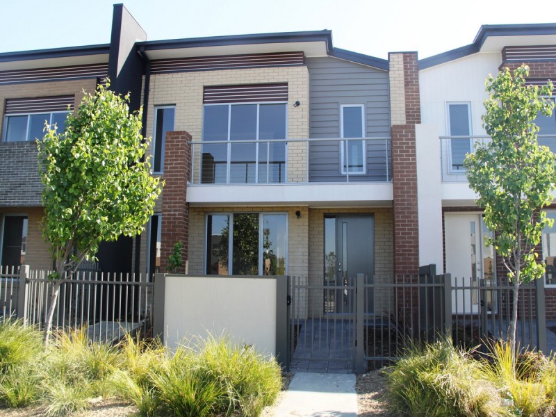 22 Tattersalls Lane, Point Cook VIC 3030