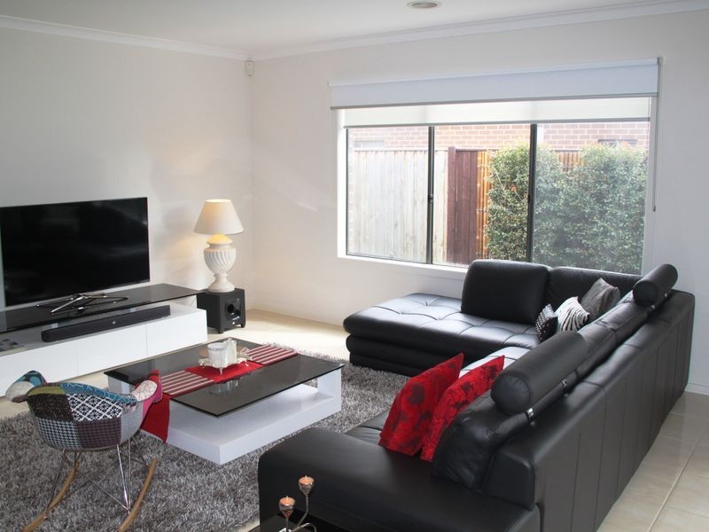 108 Fongeo Drive, Point Cook VIC 3030