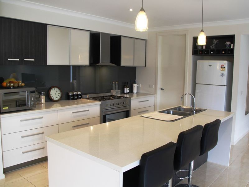 108 Fongeo Drive, Point Cook VIC 3030