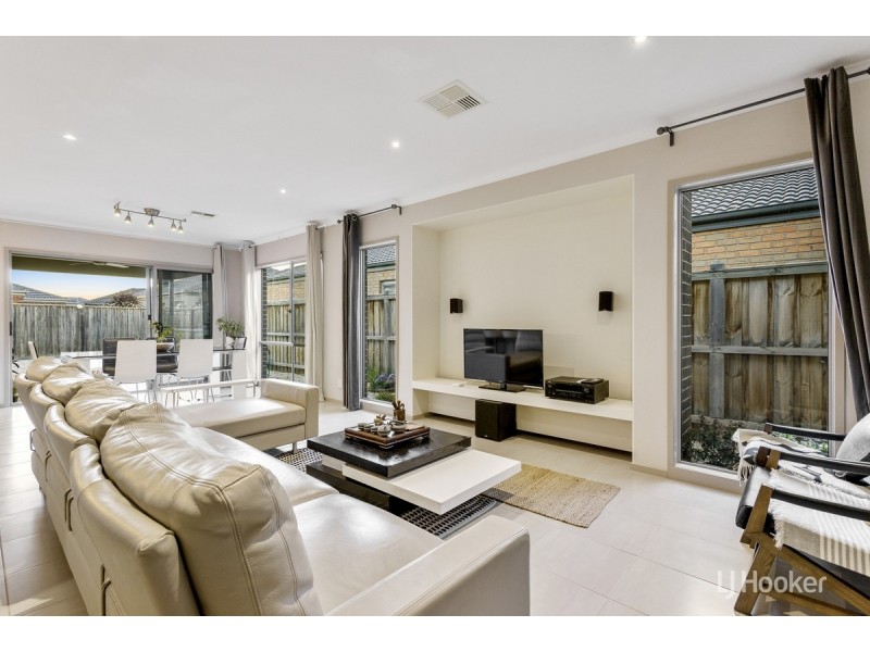 11 Baltic Circuit, Point Cook VIC 3030