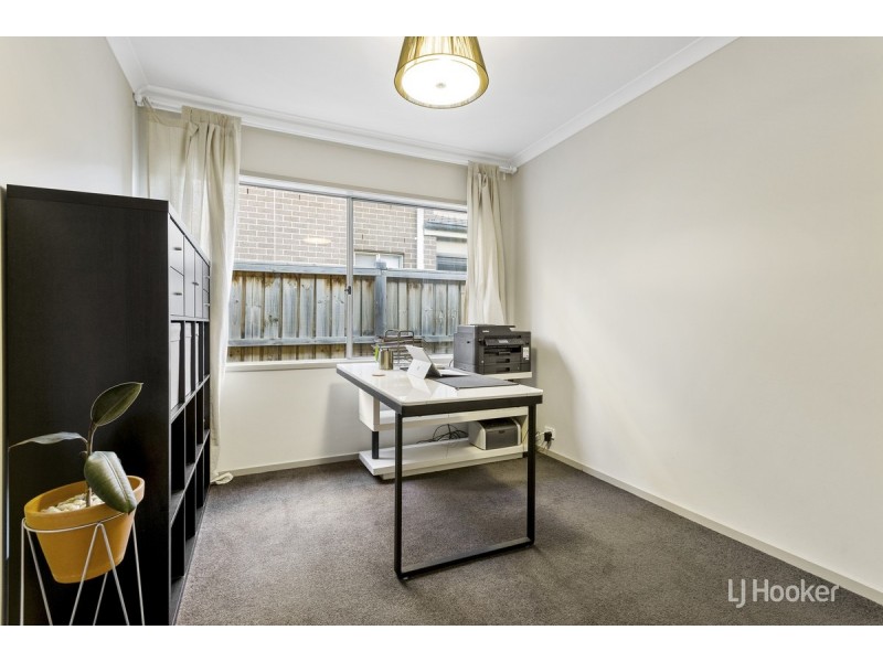 11 Baltic Circuit, Point Cook VIC 3030