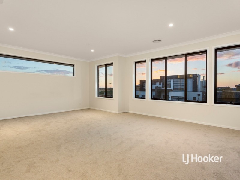 67 Waves Drive, Point Cook VIC 3030