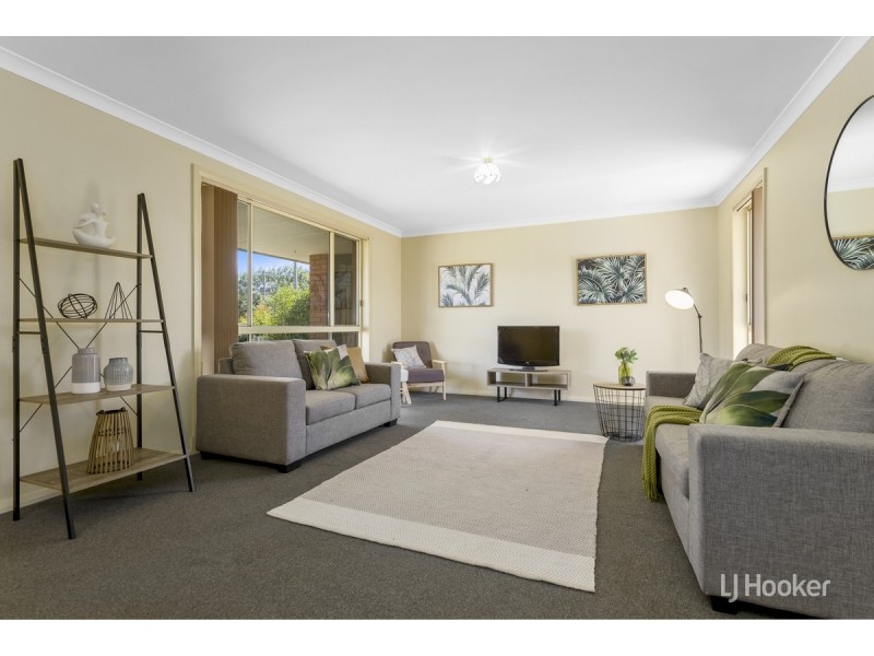 15 Greylea Grove, Seabrook VIC 3028