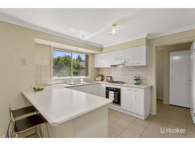 15 Greylea Grove, Seabrook VIC 3028