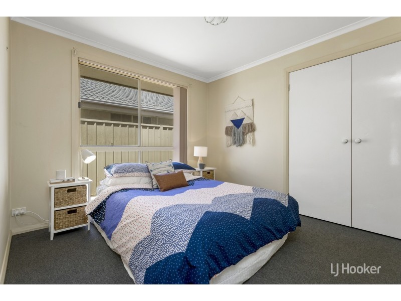 15 Greylea Grove, Seabrook VIC 3028