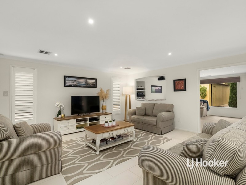 6 Hibiscus Crescent, Point Cook VIC 3030