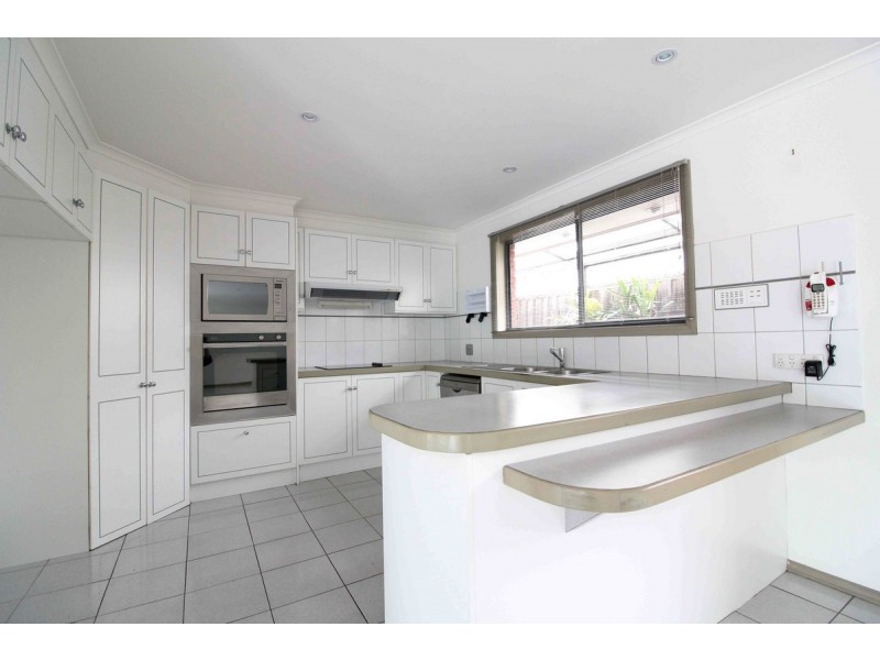3 Beleura Way, Seabrook VIC 3028