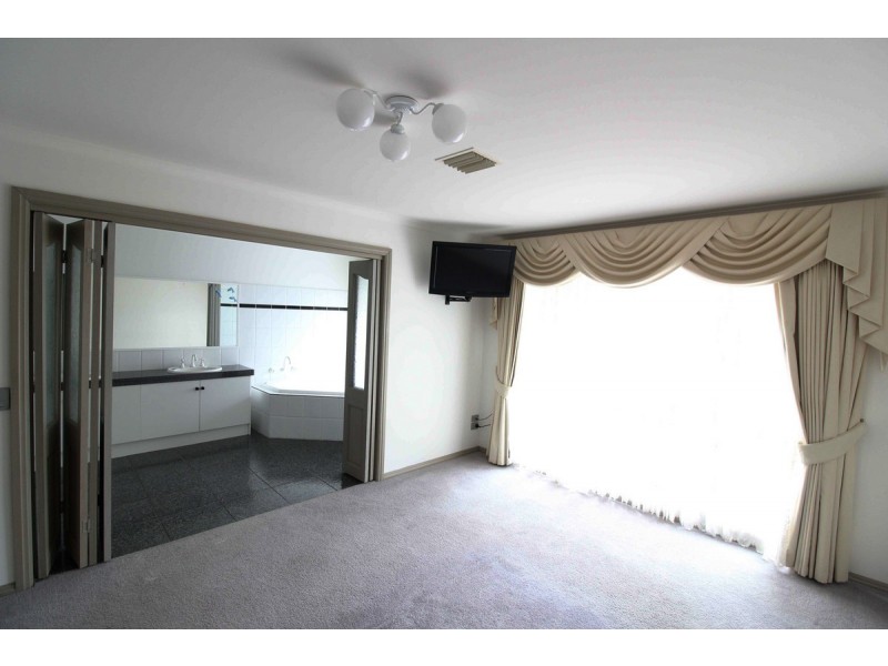 3 Beleura Way, Seabrook VIC 3028