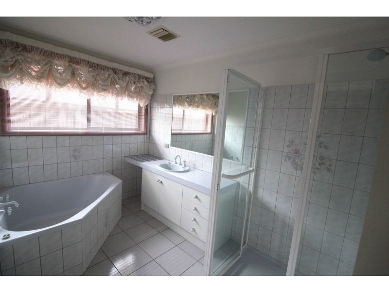 3 Beleura Way, Seabrook VIC 3028