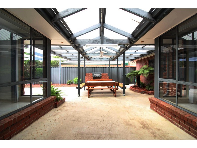 3 Beleura Way, Seabrook VIC 3028
