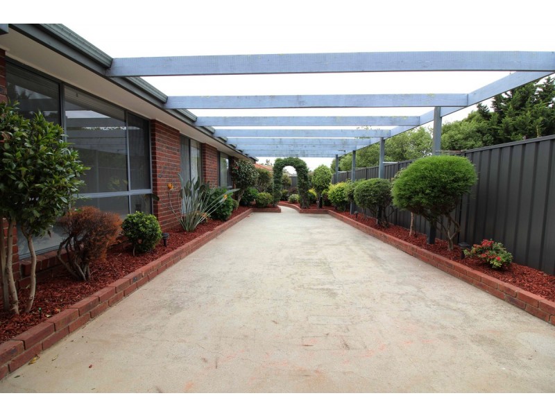 3 Beleura Way, Seabrook VIC 3028
