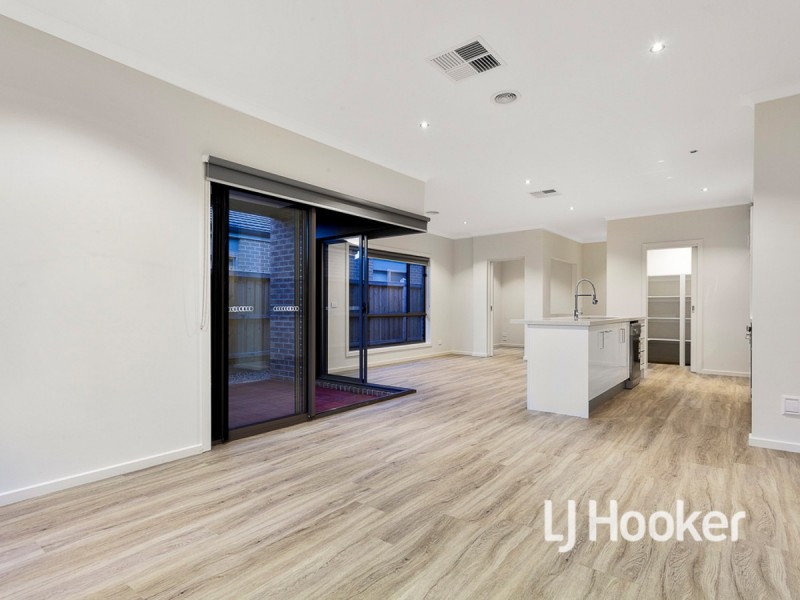 64 Waves Drive, Point Cook VIC 3030