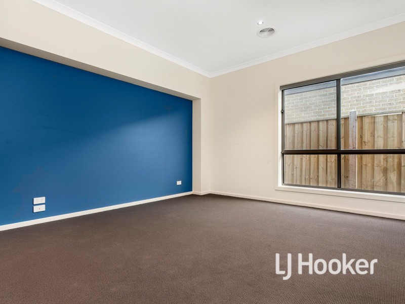 64 Waves Drive, Point Cook VIC 3030