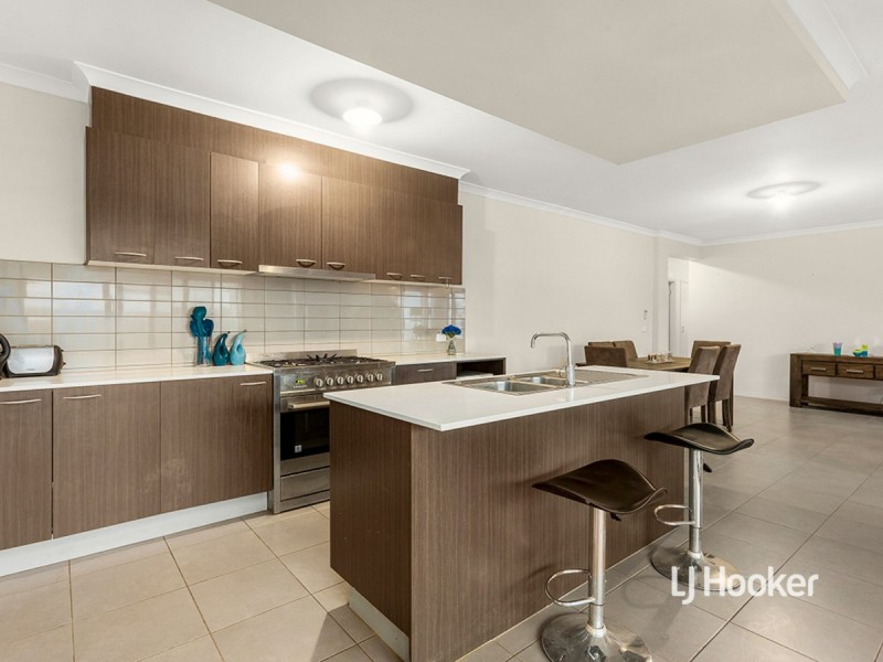 5 Meredith Place, Eynesbury VIC 3338