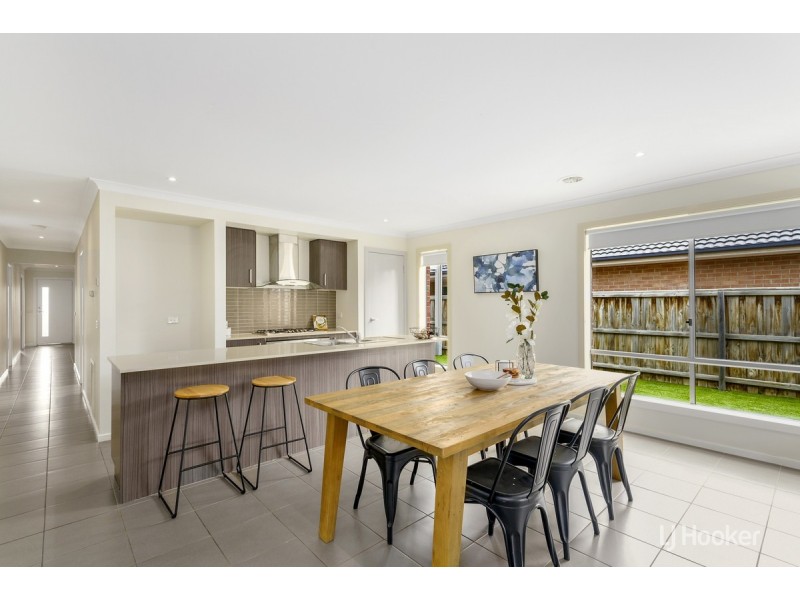 95 Tristania Drive, Point Cook VIC 3030