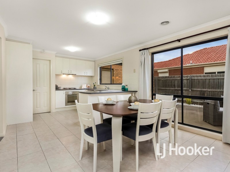 15 Irving Street, Point Cook VIC 3030
