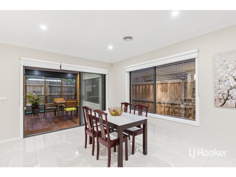 24 Tahitian Terrace, Point Cook VIC 3030