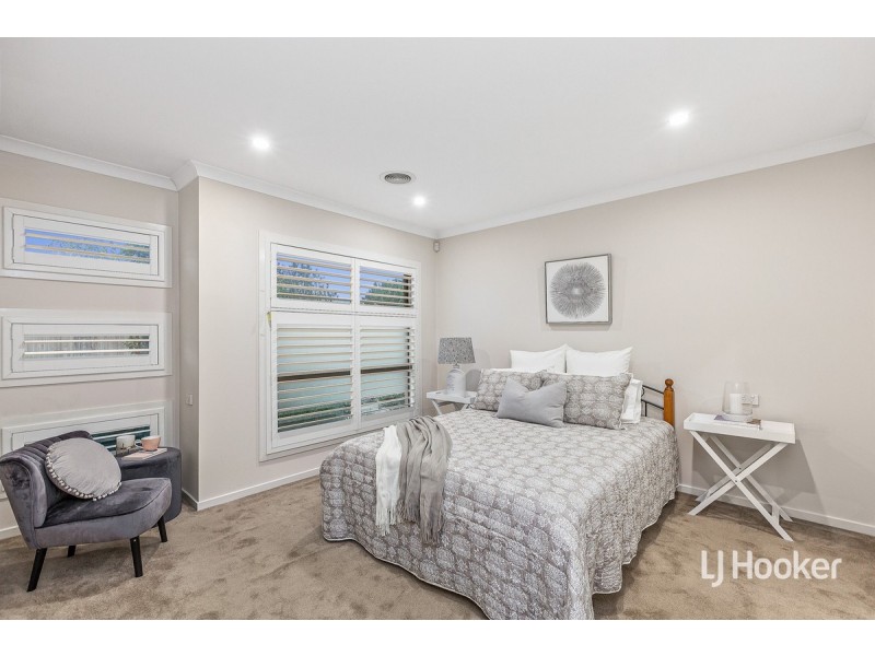 24 Tahitian Terrace, Point Cook VIC 3030