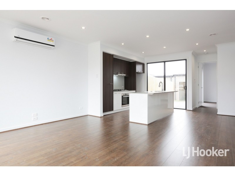 157 Tom Roberts Parade, Point Cook VIC 3030