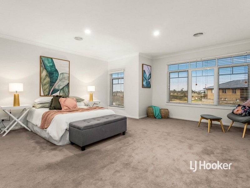 71 Waves Drive, Point Cook VIC 3030