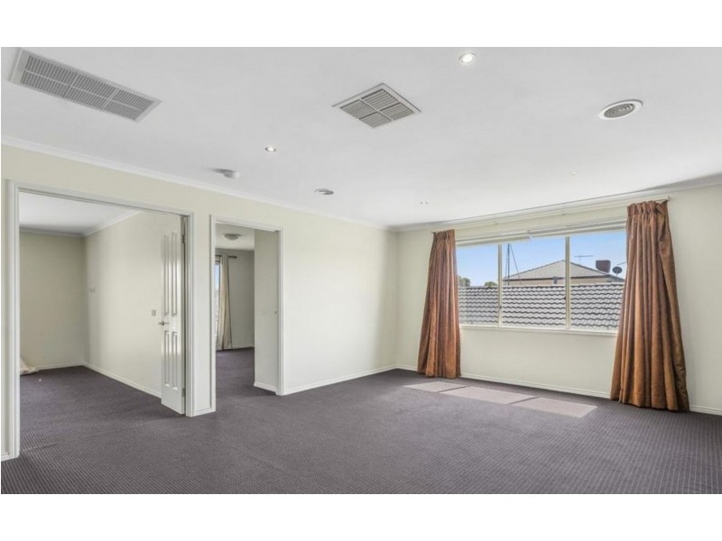 5 Santander Crescent, Point Cook VIC 3030