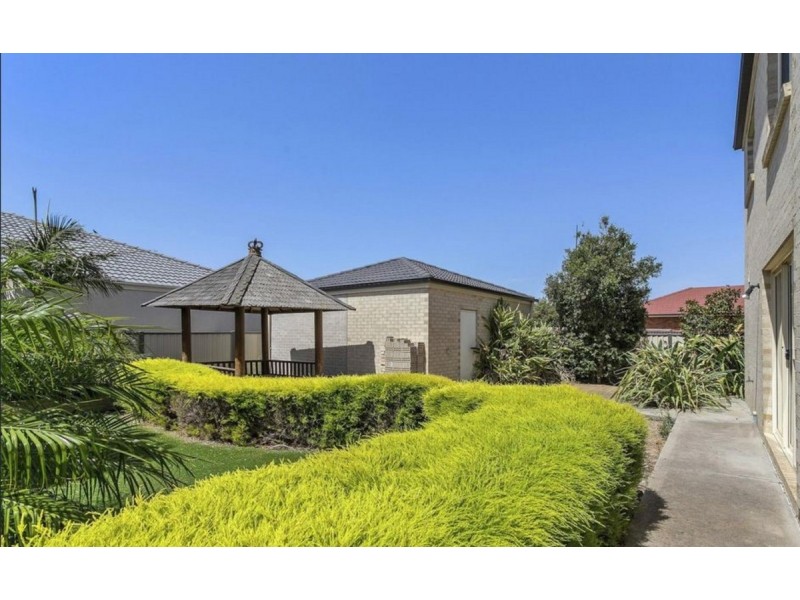 5 Santander Crescent, Point Cook VIC 3030