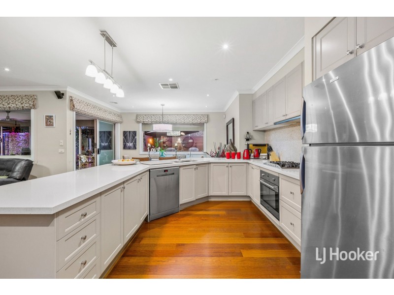 90 Rowland Drive, Point Cook VIC 3030