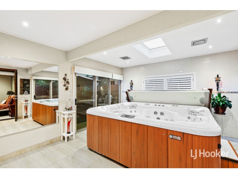 90 Rowland Drive, Point Cook VIC 3030