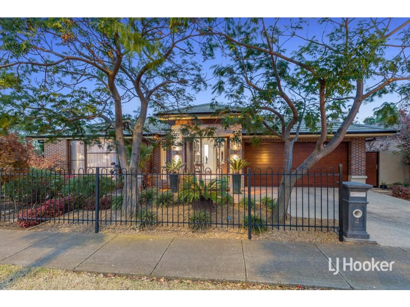 4 Lincolnheath Boulevard, Point Cook VIC 3030