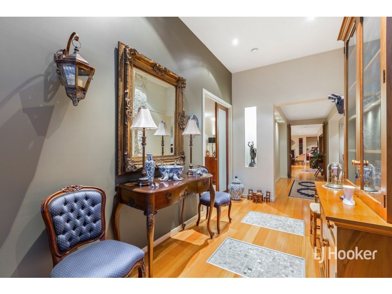 4 Lincolnheath Boulevard, Point Cook VIC 3030