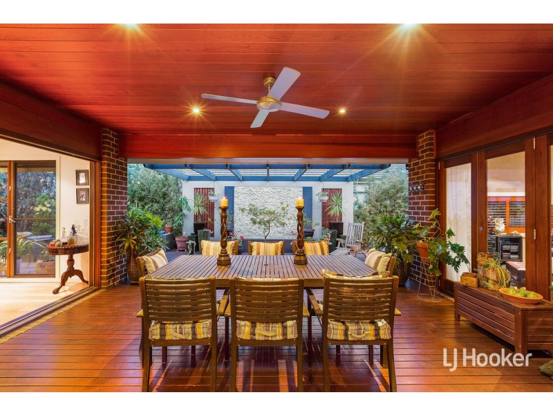 4 Lincolnheath Boulevard, Point Cook VIC 3030