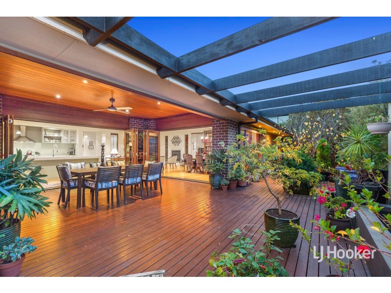 4 Lincolnheath Boulevard, Point Cook VIC 3030