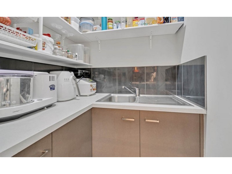 8 Garry Drive, Tarneit VIC 3029