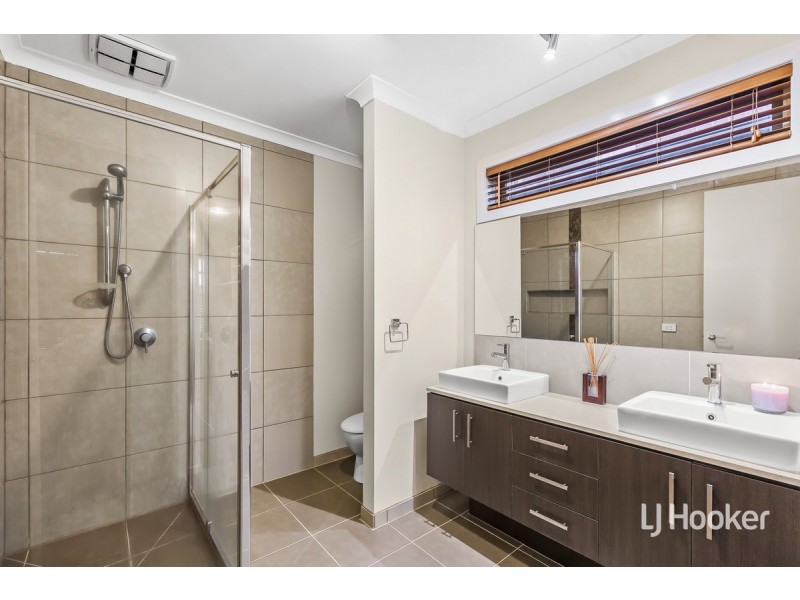 7 Arbour Avenue, Point Cook VIC 3030