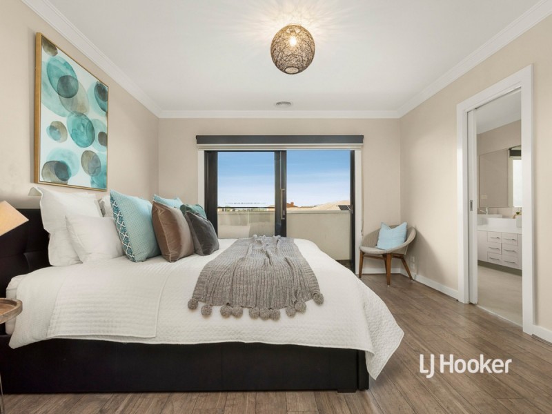 9 Kentwell Street, Truganina VIC 3029