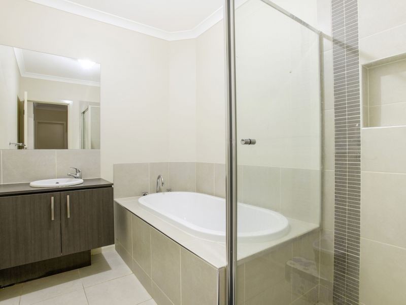 9 Caldwell Road, Williams Landing VIC 3027