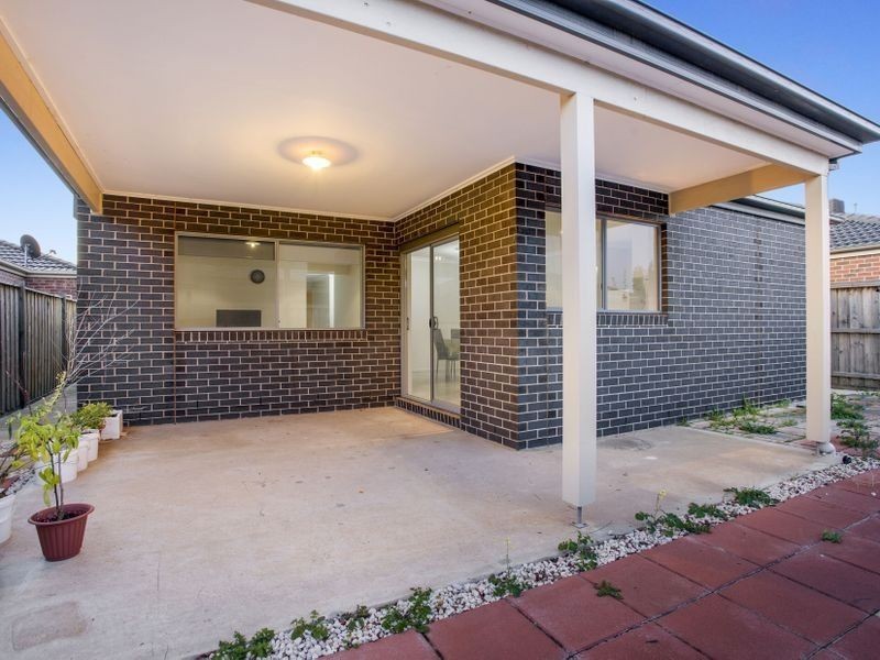 9 Caldwell Road, Williams Landing VIC 3027