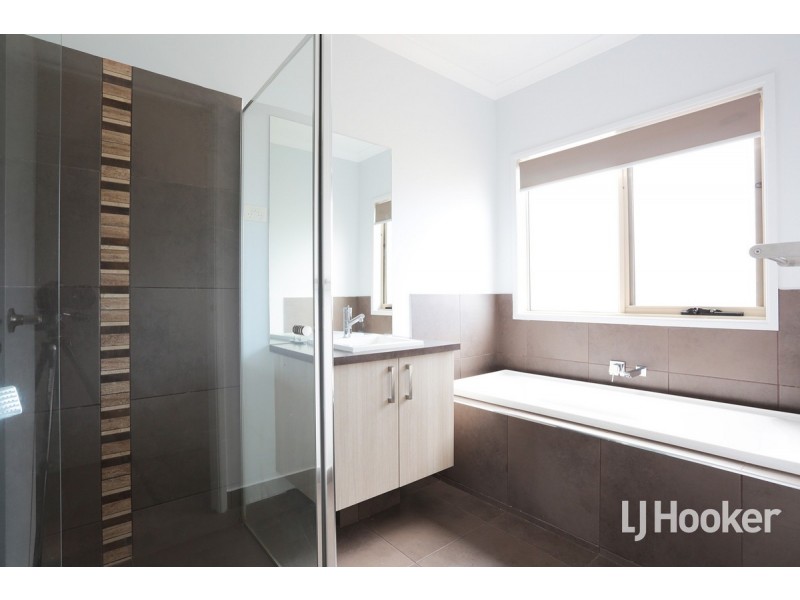 10 Sunnyvale Rise, Truganina VIC 3029