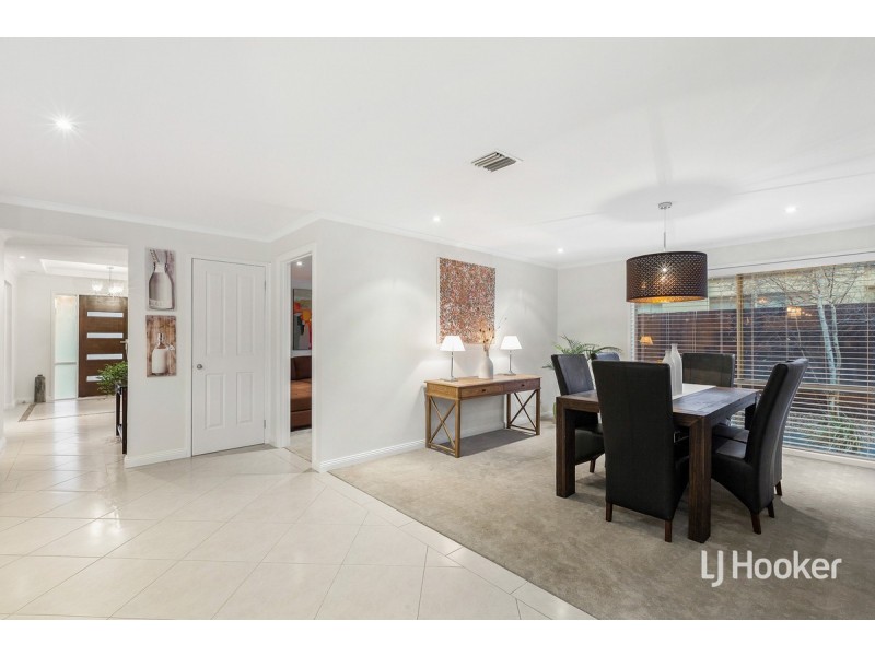 10 Washington Place, Point Cook VIC 3030