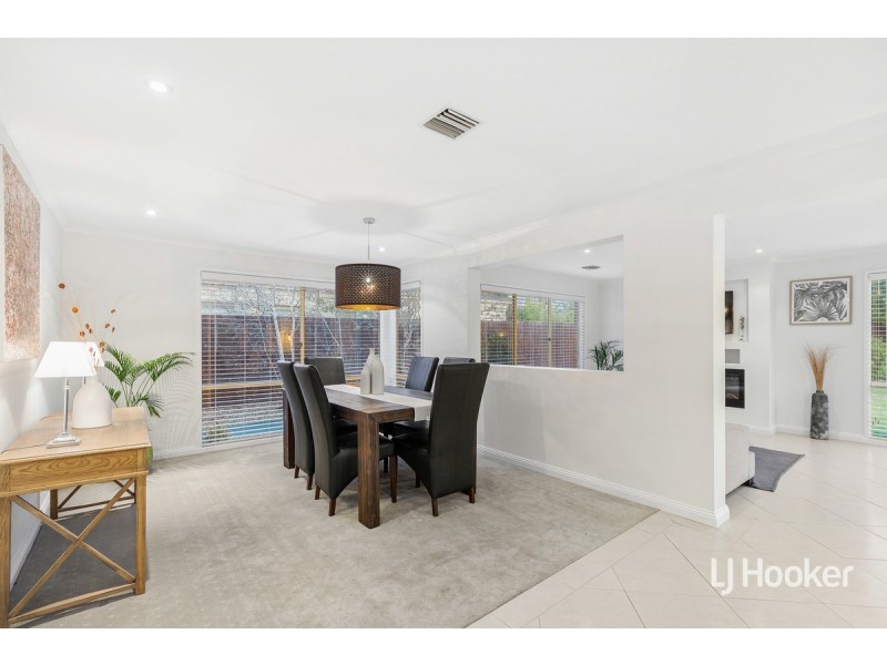 10 Washington Place, Point Cook VIC 3030