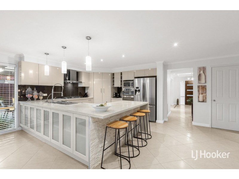 10 Washington Place, Point Cook VIC 3030