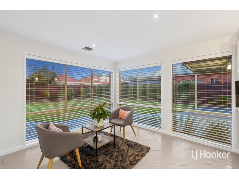 10 Washington Place, Point Cook VIC 3030