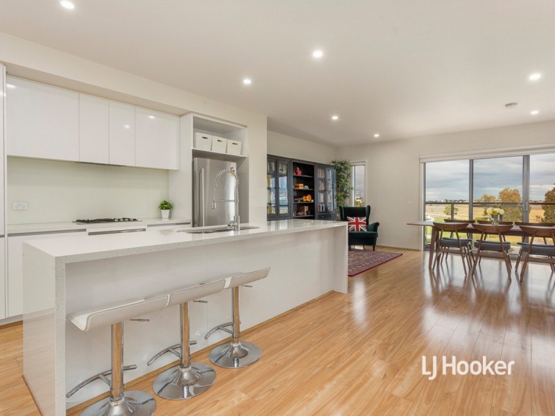 88 Ashcroft Avenue, Williams Landing VIC 3027