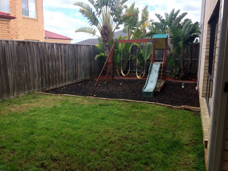 17 Siracusa Avenue, Point Cook VIC 3030