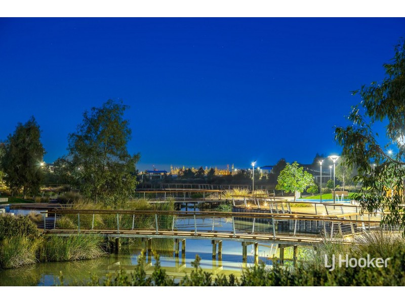 243 Saltwater Promenade, Point Cook VIC 3030