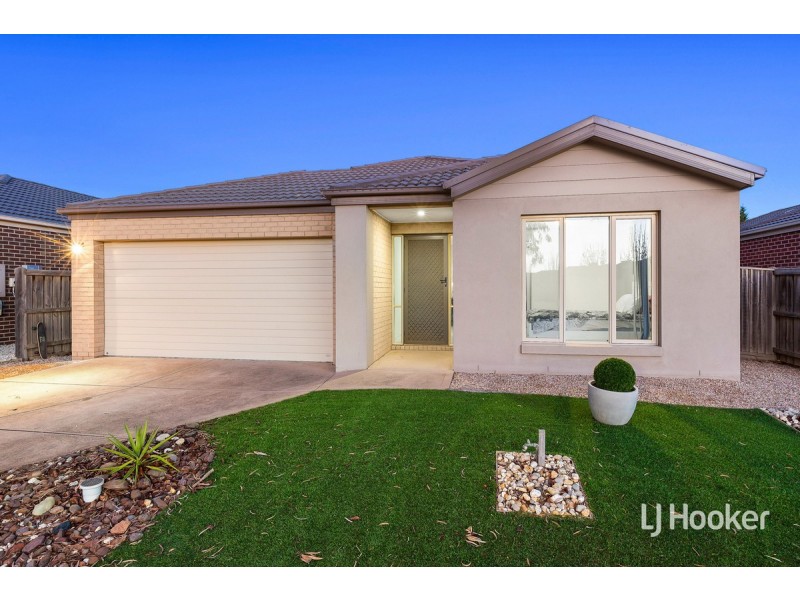 10 Statesman Way, Point Cook VIC 3030