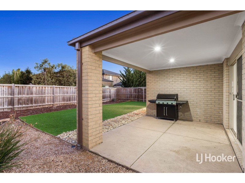 10 Statesman Way, Point Cook VIC 3030