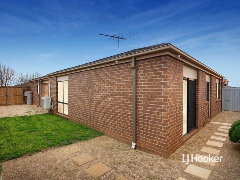 28 Brimstone Drive, Tarneit VIC 3029